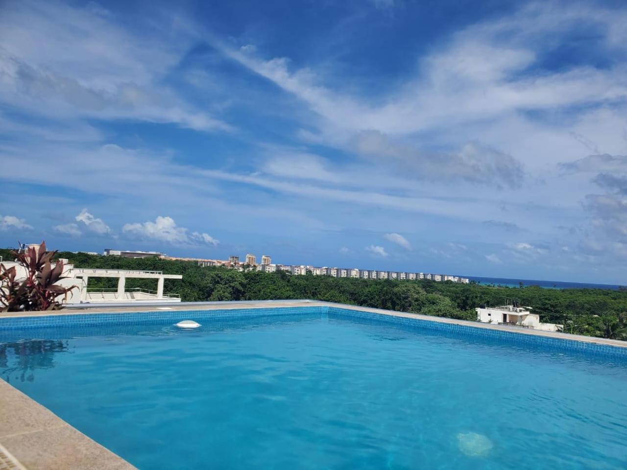 Hotel Punta Esmeralda Плая дел Кармен Екстериор снимка